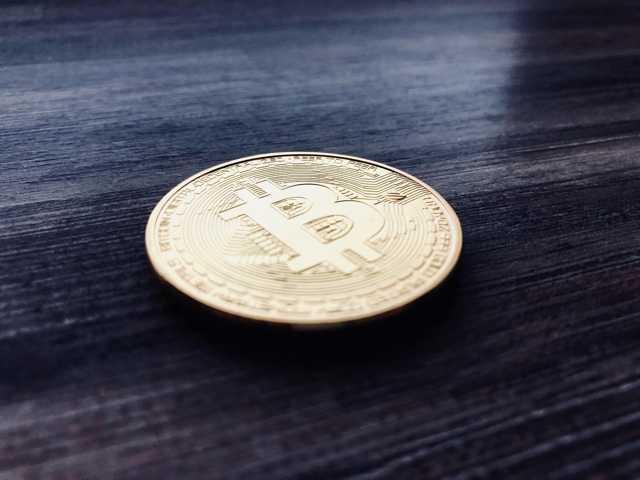 Meme币RFC逆势市值破一亿美元！KOL分享交易该币种的心路历程